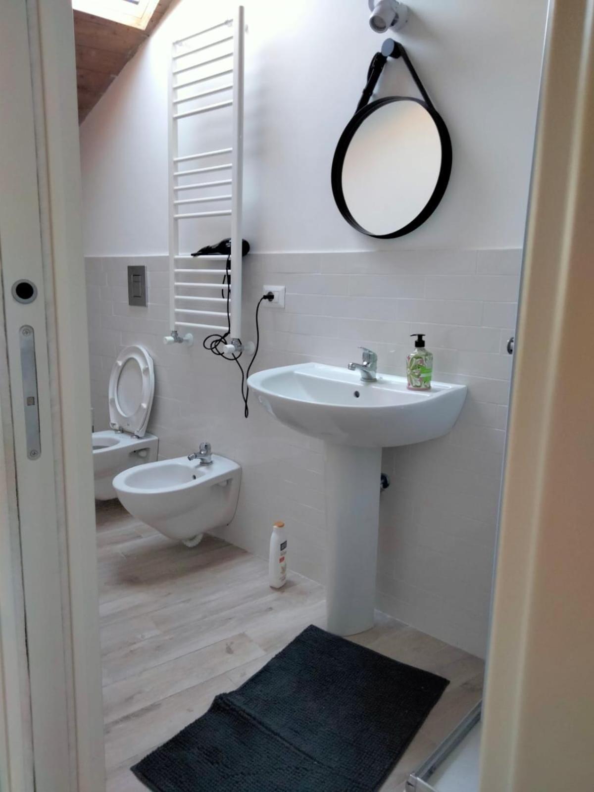 Appartement La Mansarda à Quarto  Extérieur photo
